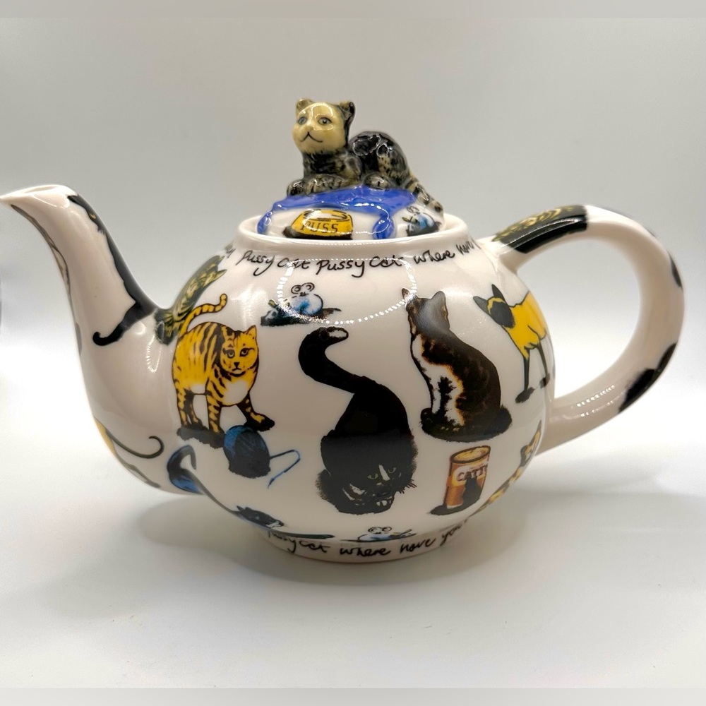 Paul Cardew Designed “Cat Tea"-Quirky& Fun Ceramic Teapot-Mint Condition-England